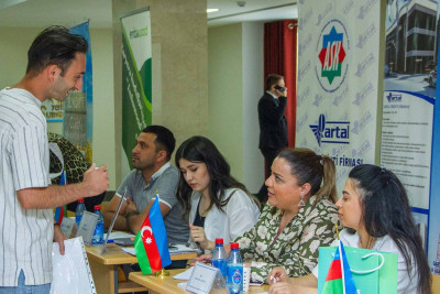 Sumqayıtda əmək yarmarkası keçirilib