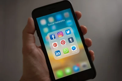 Instagram ölkəmizdə niyə musiqili videoları bloklayır?