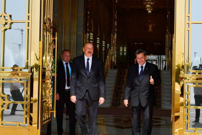 İlham Əliyev Türkmənistan Prezidenti ilə görüşüb YENİLƏNİB