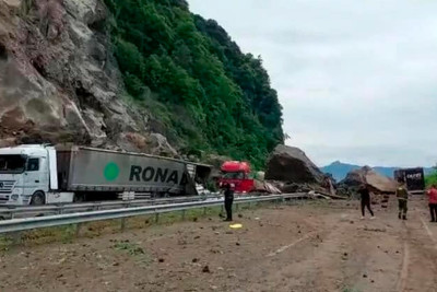 Türkiyədə torpaq uçqununda azərbaycanlı TIR sürücüsü həlak olub