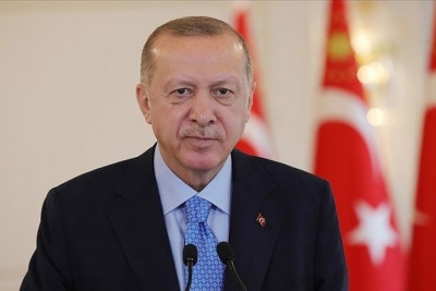 Ərdoğan Azərbaycan səfirini və xilasedicilərini təltif edib