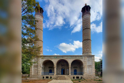 Müsəlman Dini İdarələrin Rəhbərləri Şuşada namaz qılıblar