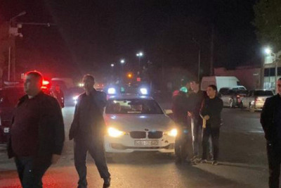 Ağdamda ana və qızını avtomobil vurub