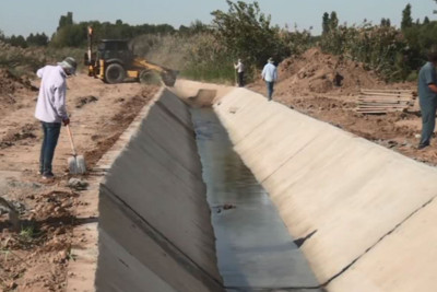 Füzulidə beton kanal çəkilir