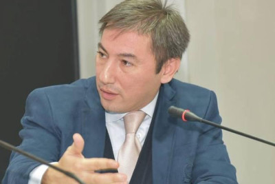 Azərbaycanlı politoloq: Fransa vasitəçi kimi münasibətlərin normallaşdırılmasında iştirak edə bilməz