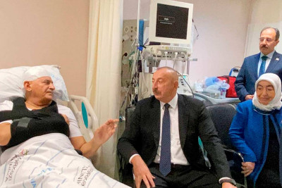 Prezident xəstəxanada Binəli Yıldırım, Şamil Ayrım və Oğuzhan Dəmirçiyə baş çəkib