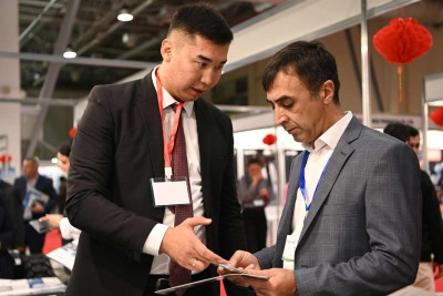 Paytaxtda Çin məhsulları yarmarkası açılıb