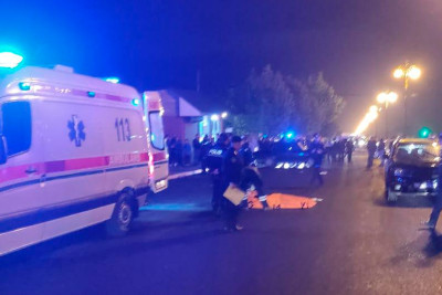 Şəkidə qadını avtomobil vuraraq öldürüb