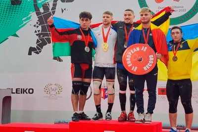 Avropa çempionatında Azərbaycan ağırlıqqaldıranı iki gümüş medal qazanıb