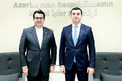 İran səfiri Azərbaycan XİN-in sözçüsü ilə görüşüb