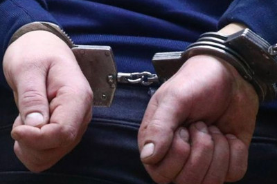 Bakıda satıcıya saxta 200 manatlıqlar verən şəxs tutulub