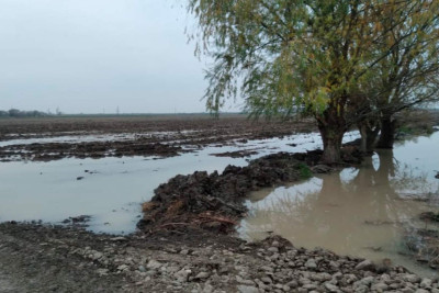 Tərtərdə su kanalı uçub, kəndləri su basıb