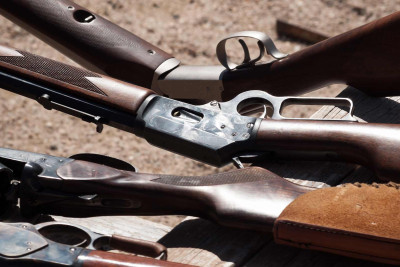 Ağsu rayon sakinindən 2 ədəd qanunsuz silah götürülüb
