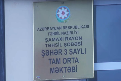 Şamaxıda məktəbli sinifdəki şkafa girdiyi üçün döyülüb?