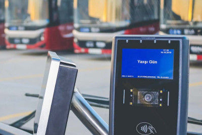 İctimai nəqliyyatda nağdsız ödəniş qaydası tətbiq olunacaq
