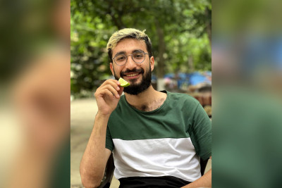 Vüqar Babazadə: “ƏDV yığan adamlara pis baxıram”
