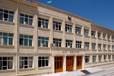 Naxçıvan Ali məclisində iki şöbə müdiri vəzifəsindən olub