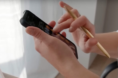 Azərbaycanda 1 milyon 700 min manata mobil nömrə satılır