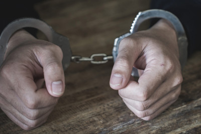Bakıda 846 min oğurlayan şəxs hava limanında saxlanılıb