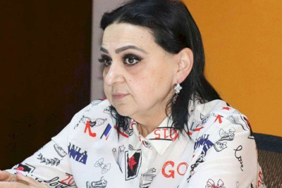“Toppuş bacı”nın ayaqları tutulub