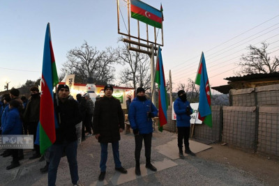 Ekofəallar 24 gündür Qarabağda ekoterrora son qoyulması tələbi ilə aksiya keçirirlər