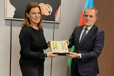 Ceyhun Bayramov İsrail XİN-in siyasi direktoru ilə görüşüb