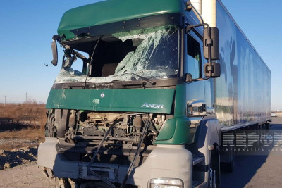 Ucarda mikroavtobus TIR-la toqquşub, 1 nəfər ölüb