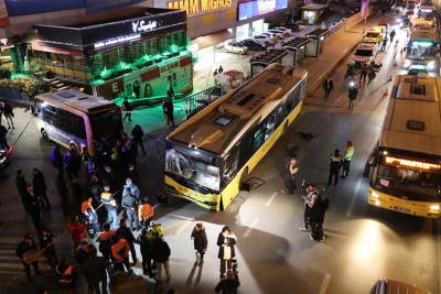 Türkiyədə avtobus qəzasında azərbaycanlı xəsarət alıb