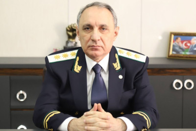 Sumqayıt prokuroru vəzifədən azad edilib