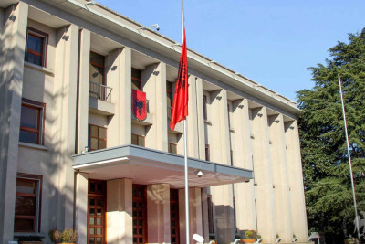Türkiyədəki zəlzələyə görə Albaniya və Şimali Makedoniyada matəm günüdür