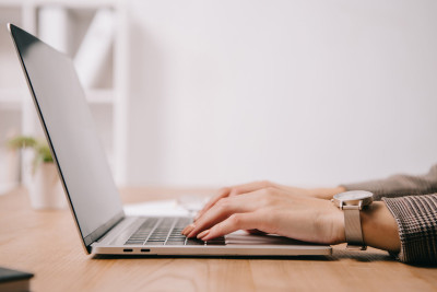 Britaniyada 18 şirkət 4 günlük iş həftəsinə keçdi