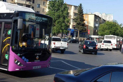 Bakıda 85 nömrəli marşrutun sürücüsünün ürəyi dayanıb