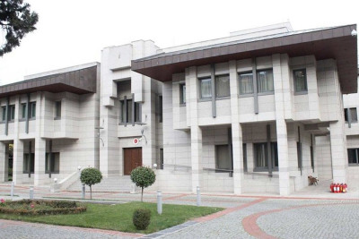 Bakıda Türkiyədə zəlzələdən zərər çəkənlərə yardım toplanılır