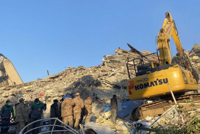 Hatayda 103 saatdan sonra 3,5 yaşlı uşaq xilas edilib