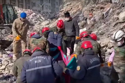 Xilasedicilərimiz dağıntılar altından 53 nəfəri sağ, 729 nəfərin cəsədini çıxarıblar
