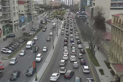 Paytaxt Bakıda tıxac olan yolların SİYAHISI