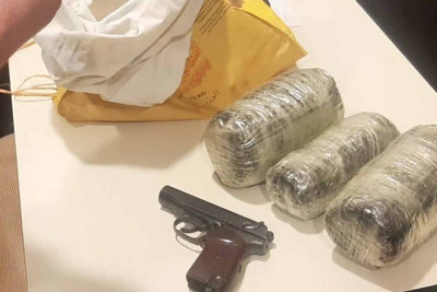 Lənkəranda narkokuryerdə silah və 5 kq heroin aşkarlanıb