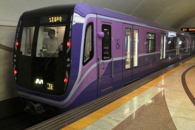 Bakı metrosunda sərnişin ölüb