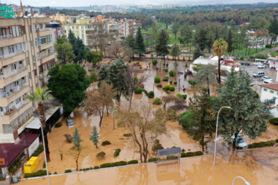 Türkiyədə seldən ölənlərin sayı 15 çatıb