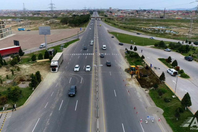 Bakı-Quba yolunda yeni yerüstü piyada keçidi tikilir