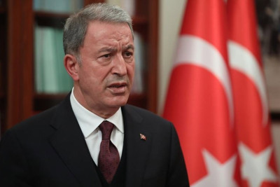 Türkiyənin müdafiə naziri Ermənistana səslənib