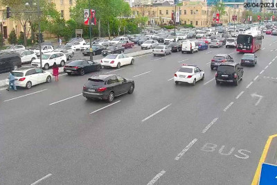 Bakıda tıxac olan yollar - SİYAHI