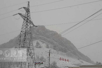 Şuşaya qar yağır