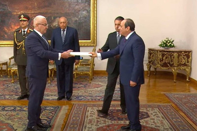 Azərbaycan səfiri etimadnaməsini Misir Prezidentinə təqdim edib