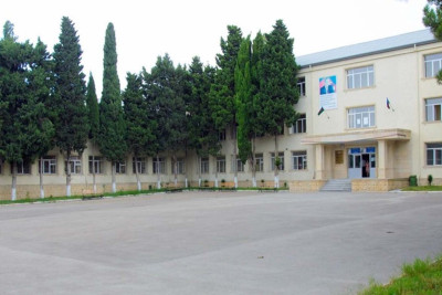 Bakıda məktəbdə tüstülənmə olub