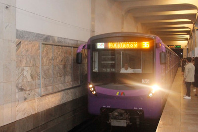 Bakı metrosunda sərnişin vəfat edib