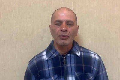 Sosial şəbəkədə “Kalaşnikov” satmağa çalışan şəxs saxlanılıb