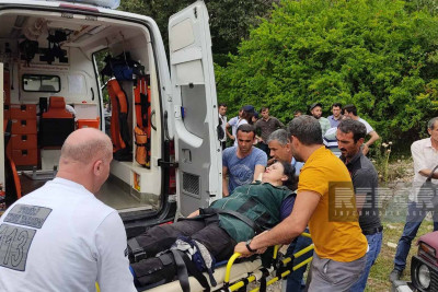 Şəkidə “Niva” “Mercedes”lə toqquşub