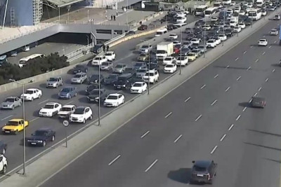 Bakıda tıxac olan yollar - SİYAHI
