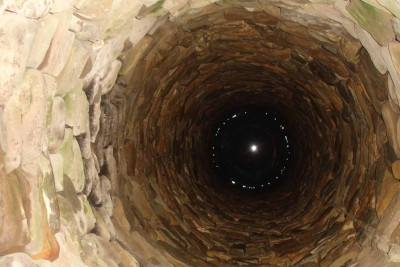 Bakıda quyudan iki azyaşlının meyiti çıxarılıb